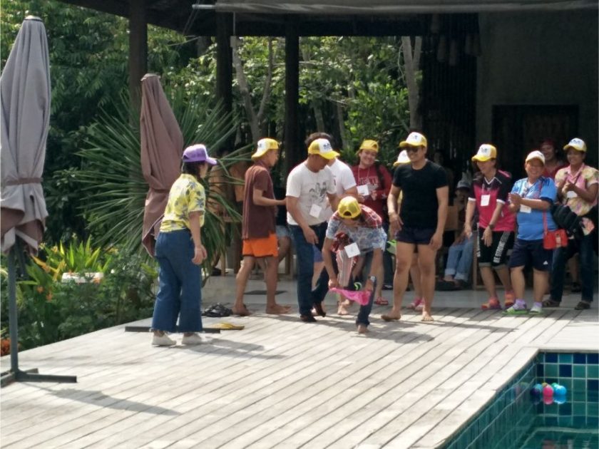 Group Tour — Sandy Beach