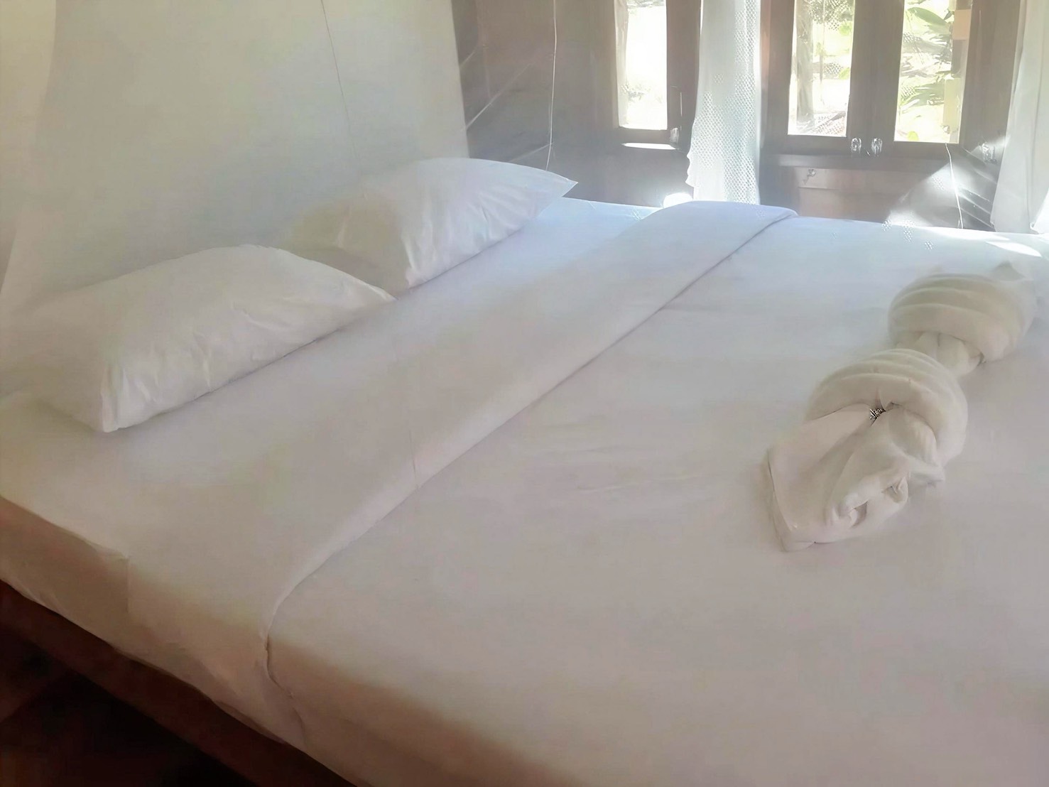 Standard Room bathroom